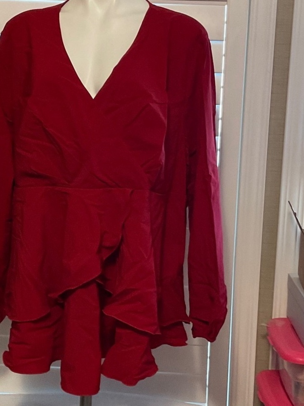 Women's Red V-Neck Long Sleeve Ruffle Hem Dress